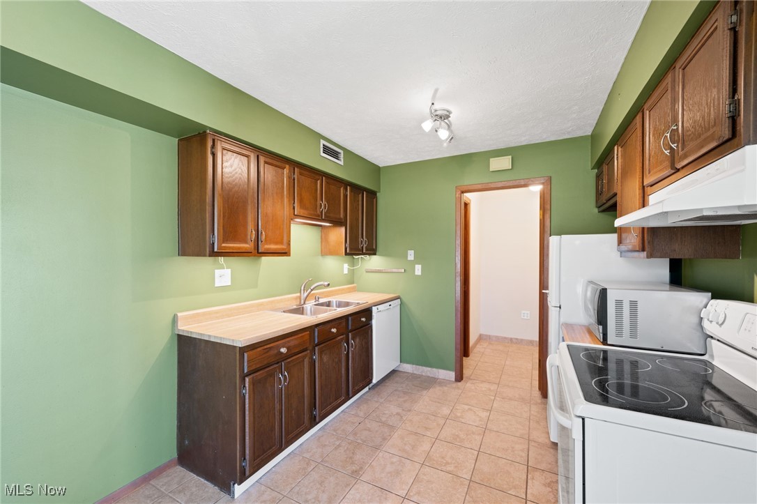 6500 Liberty Bell Drive #30C, Brook Park, Texas image 11