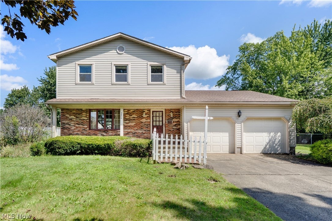 4474 Woodridge Drive