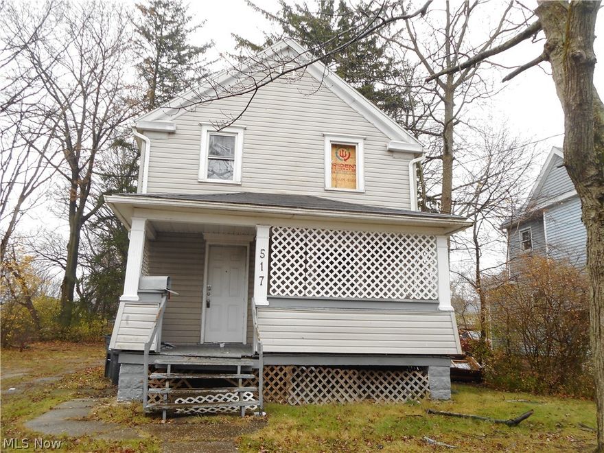 House has smoke & fire damage due to fire August 2020.  PROPERTY BEING "SOLD-AS IS."