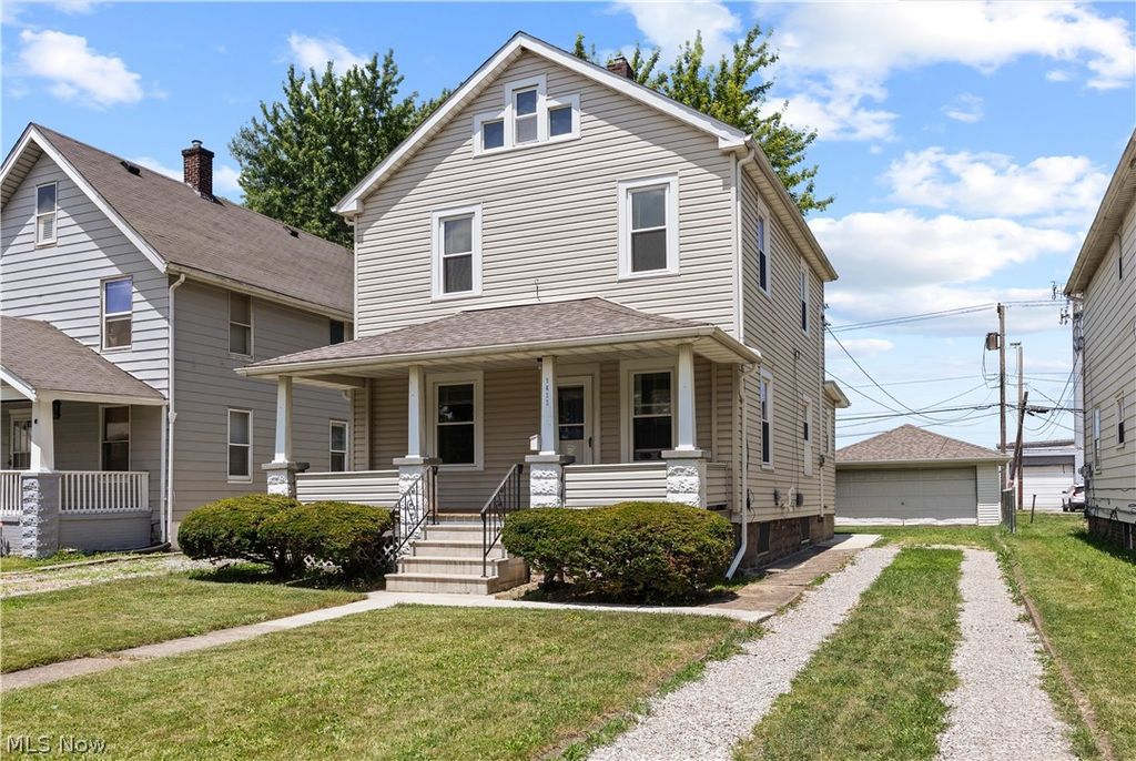 Photo of 1413 E 29th Street, Lorain, OH 44055 (MLS # 5224229)