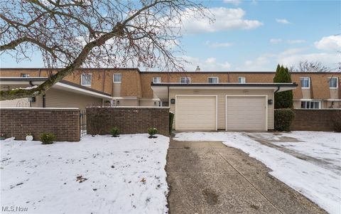 26523 Sussex Drive Olmsted Falls OH 44138