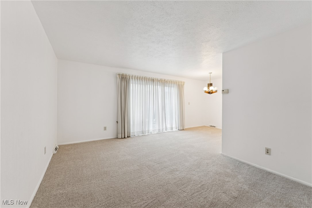 Westview Patio Garden Hm Condo - Residential