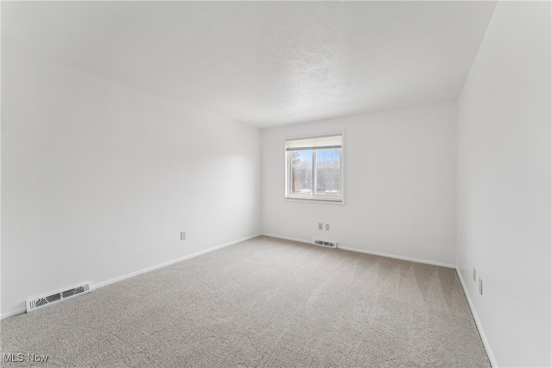 Westview Patio Garden Hm Condo - Residential