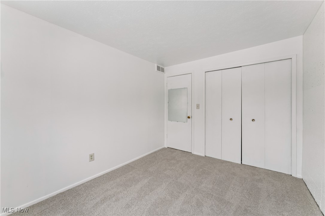 Westview Patio Garden Hm Condo - Residential