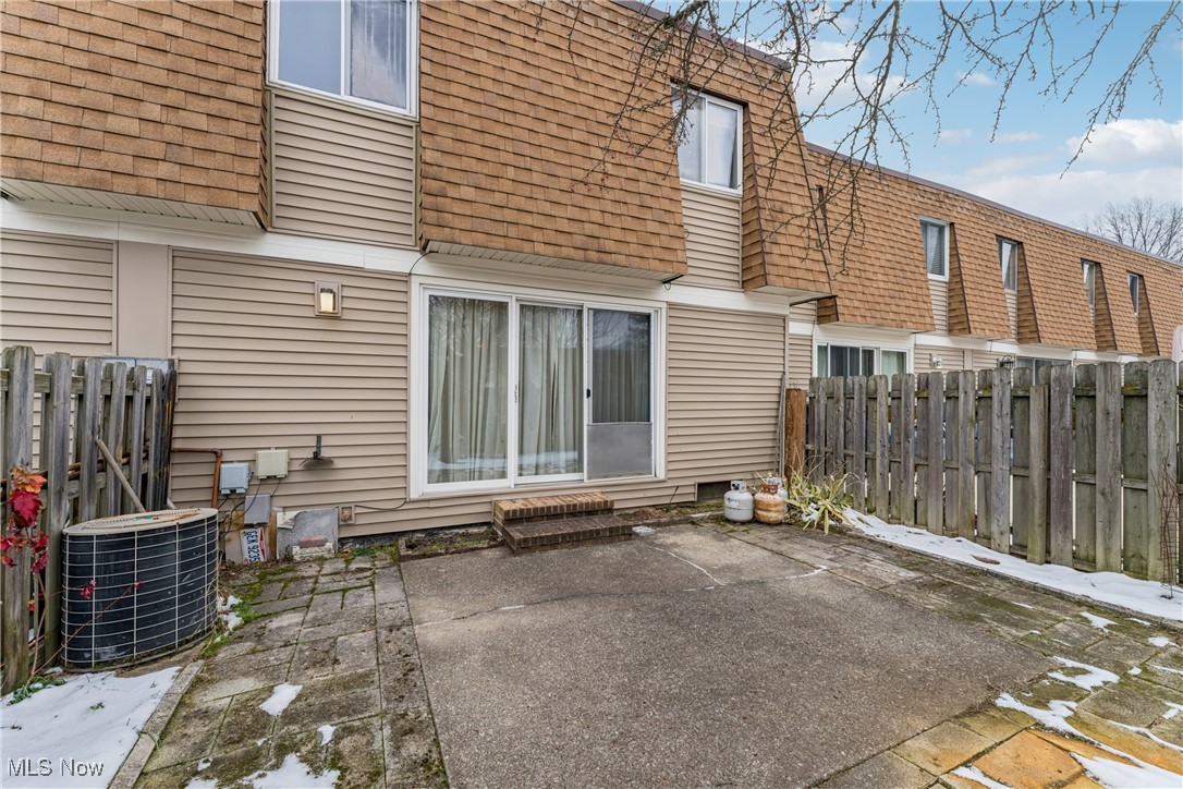 Westview Patio Garden Hm Condo - Residential