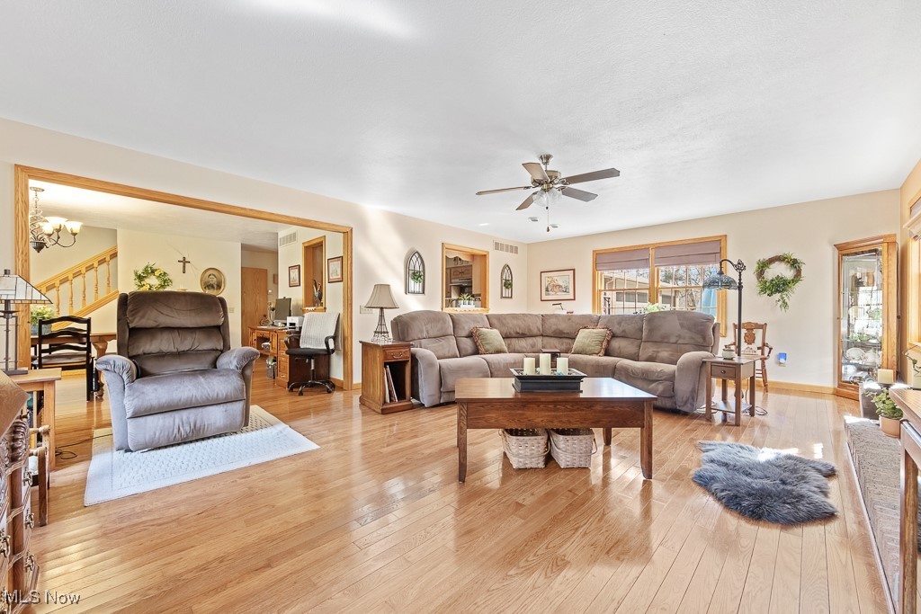 853 Fairway Drive, Alliance, Ohio image 10