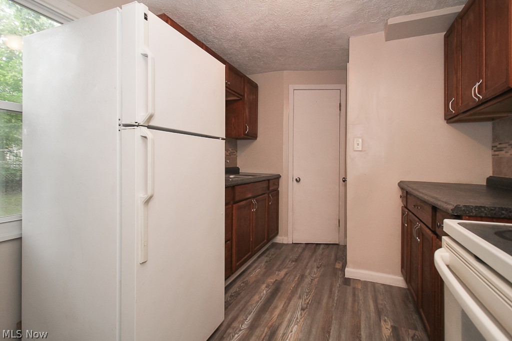 Shakerwood 04b - Residential Lease