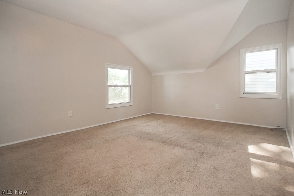 Shakerwood 04b - Residential Lease