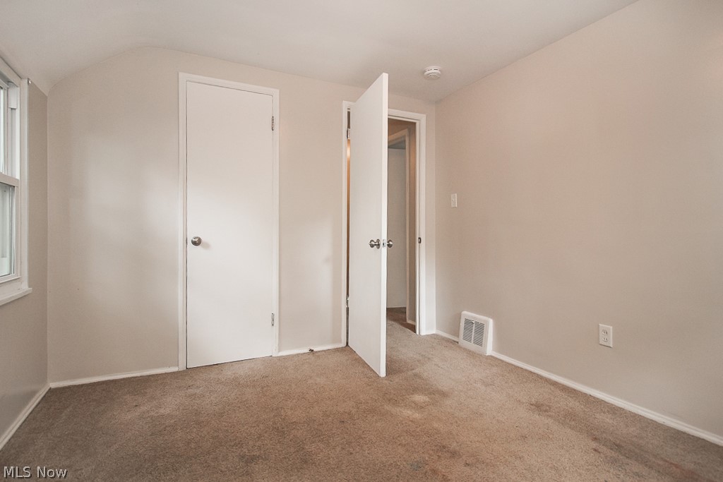 Shakerwood 04b - Residential Lease