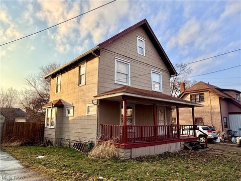 Tiny photo for 320 Para Avenue, Akron, OH 44305 (MLS # 5187769)