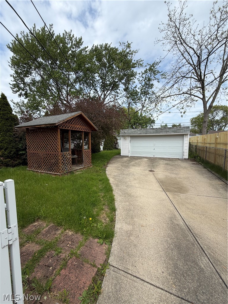 Ford Realty Cos Liberty 03 - Residential