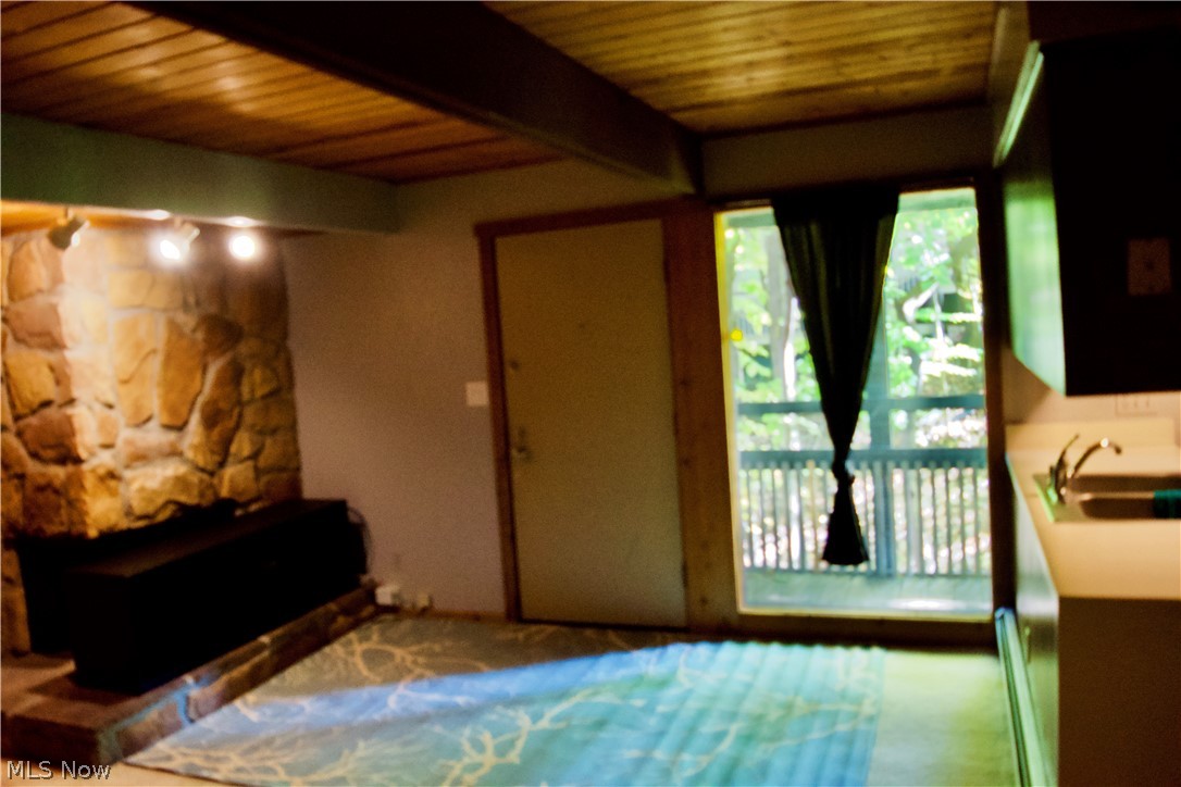 Timber Top Condo - Residential