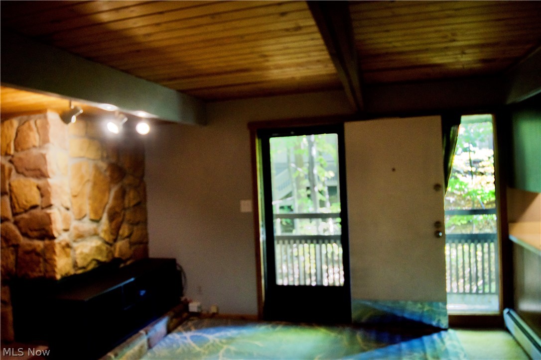 Timber Top Condo - Residential