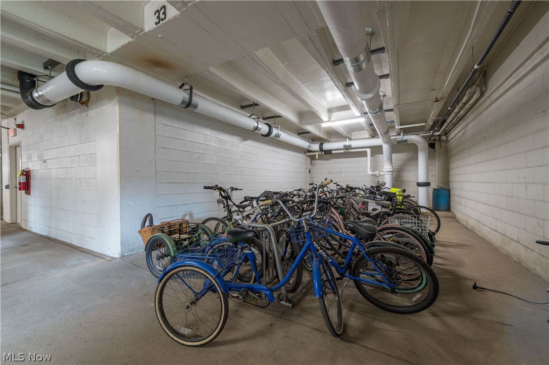 Marine Towers East Condo - Residential