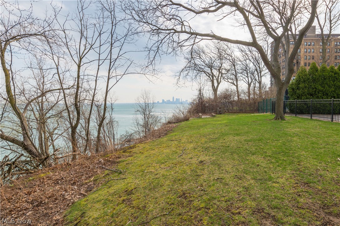 Marine Towers East Condo - Residential