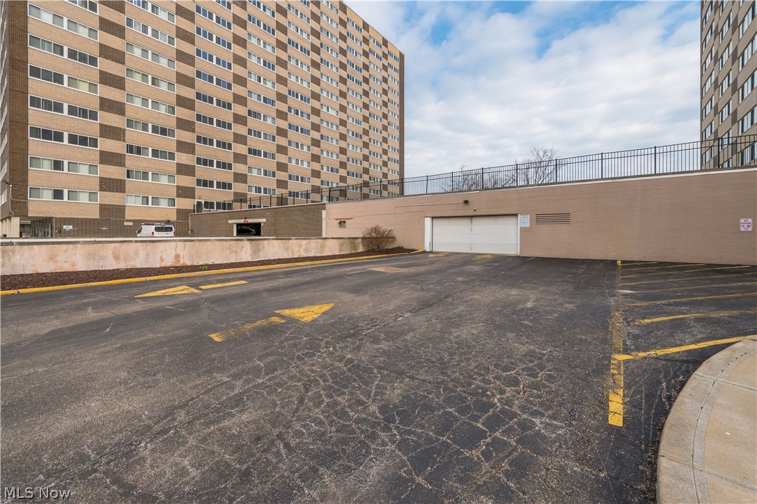 Marine Towers East Condo - Residential