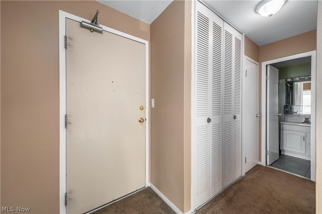 Marine Towers East Condo - Residential