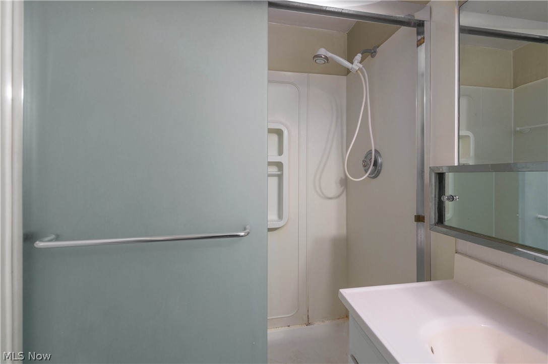 Marine Towers East Condo - Residential