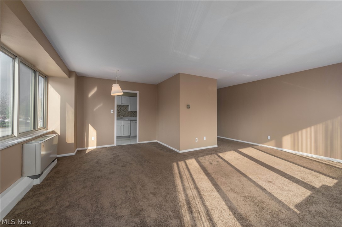 Marine Towers East Condo - Residential