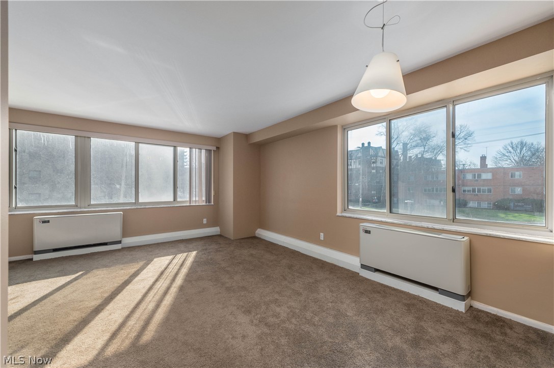 Marine Towers East Condo - Residential