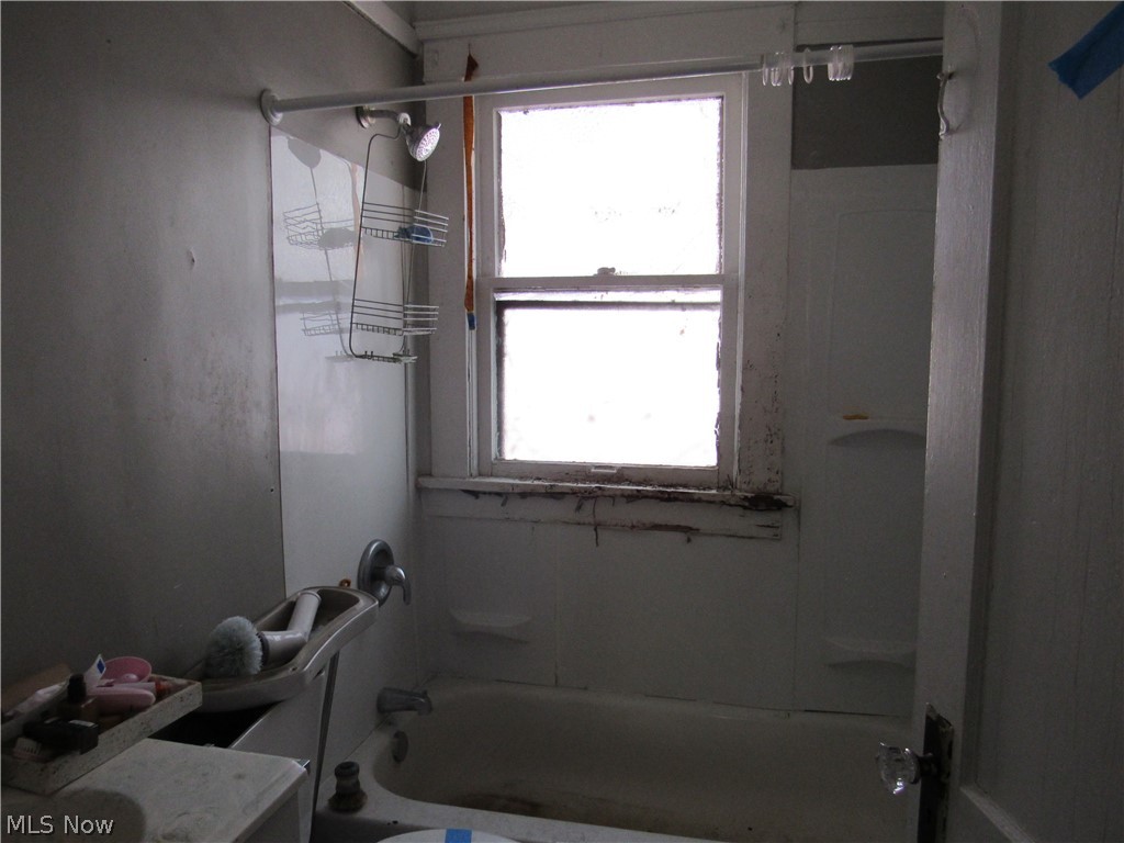 East Cleveland - Residential Income