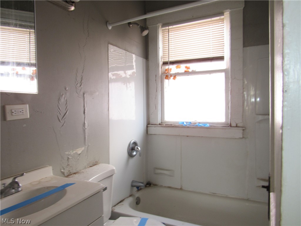 East Cleveland - Residential Income