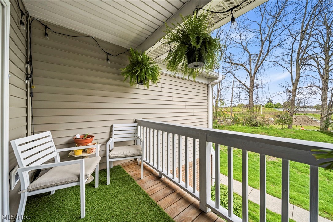 Lenox Village Condo Ph 02 - Residential