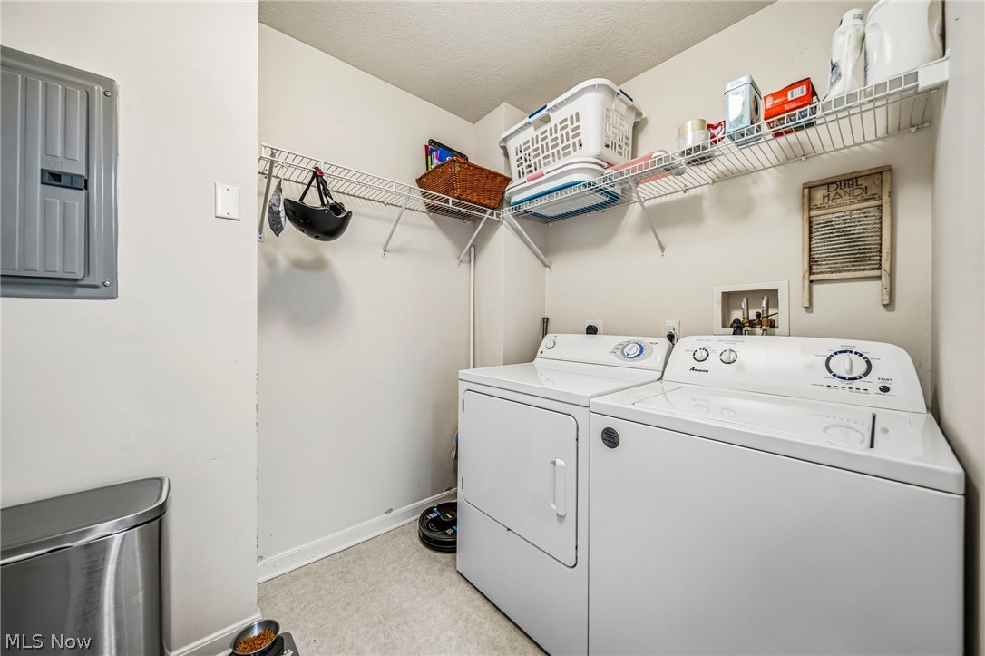 Lenox Village Condo Ph 02 - Residential