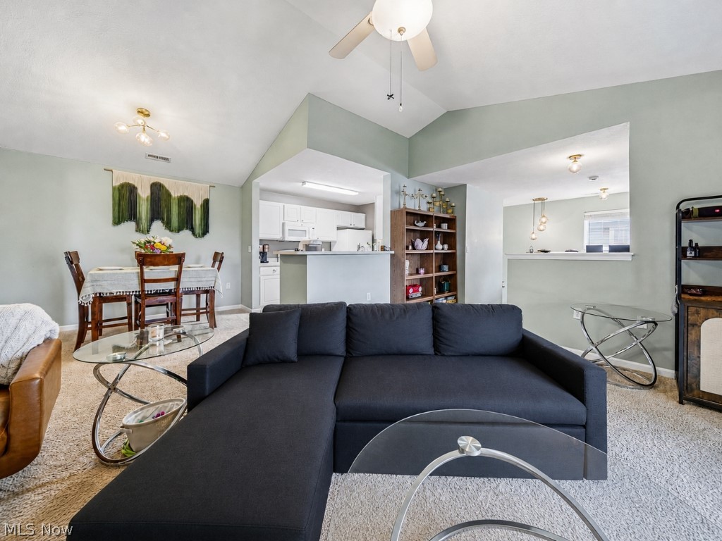 Lenox Village Condo Ph 02 - Residential