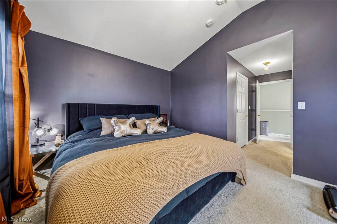 Lenox Village Condo Ph 02 - Residential