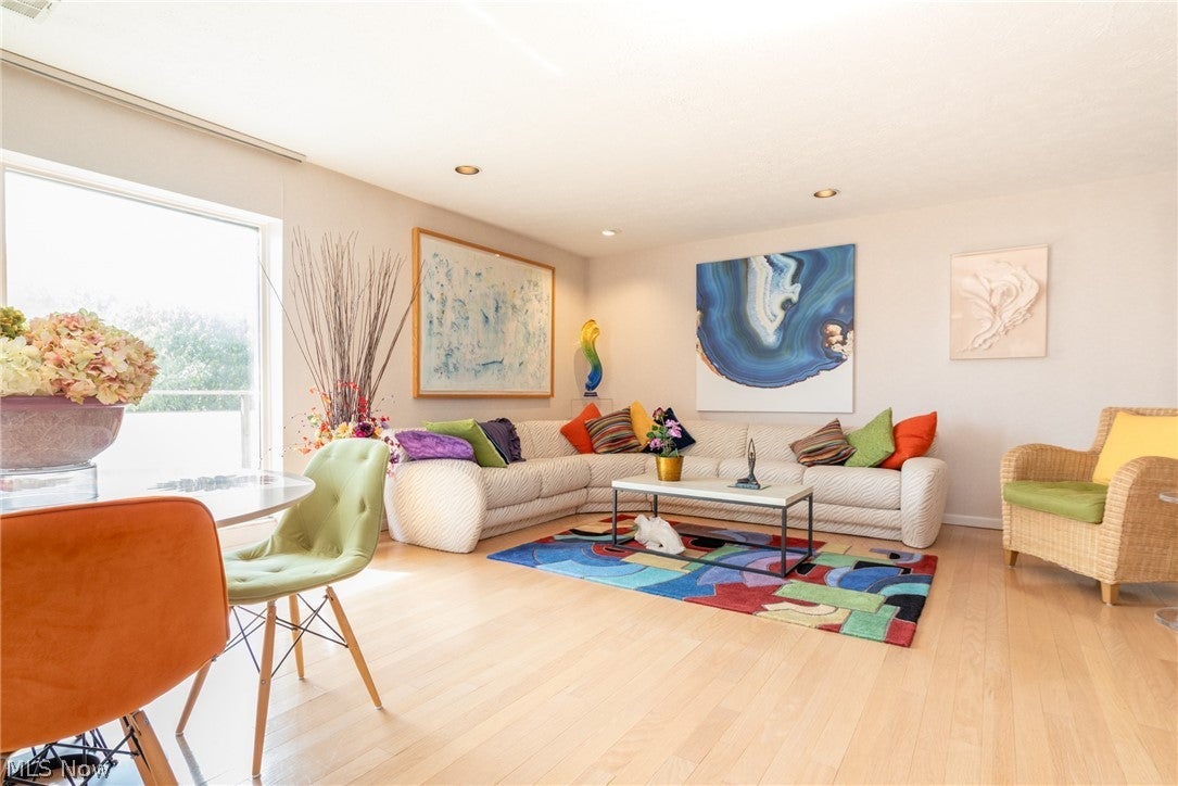 2202 Acacia Park Drive 2515