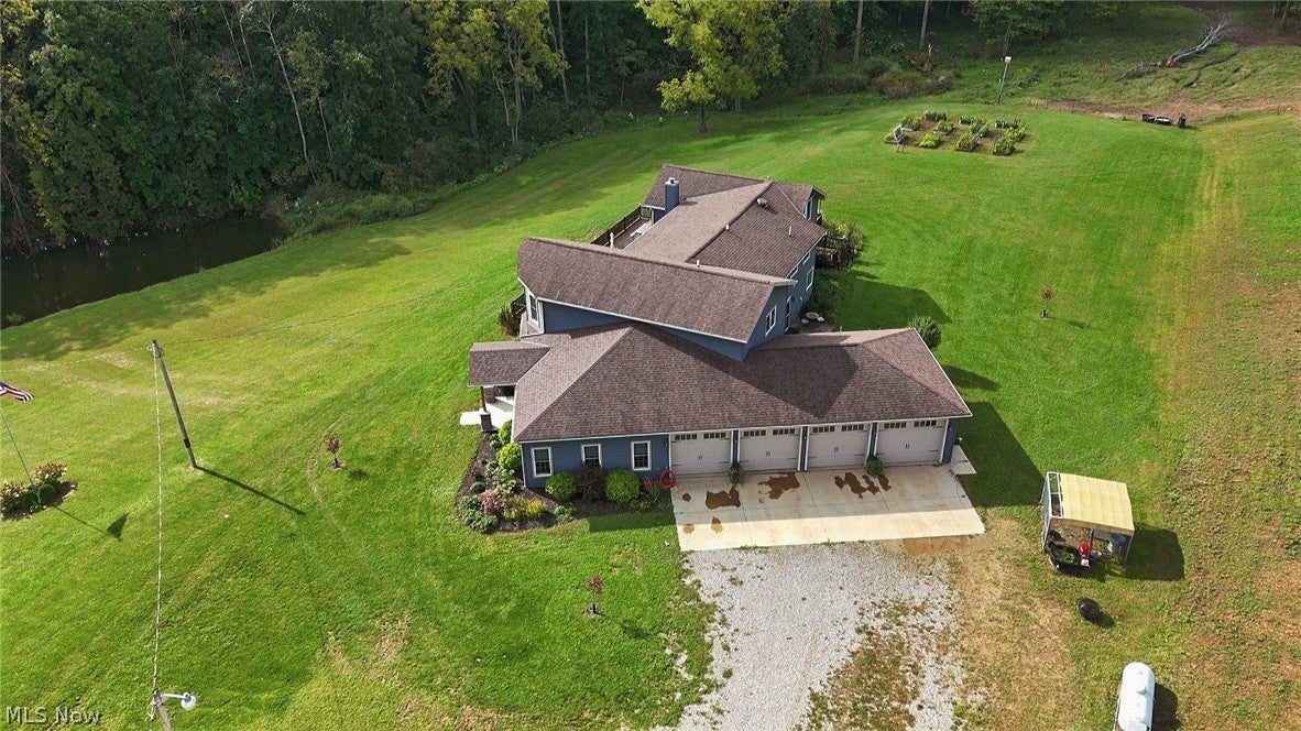 7506 Divelbiss Road