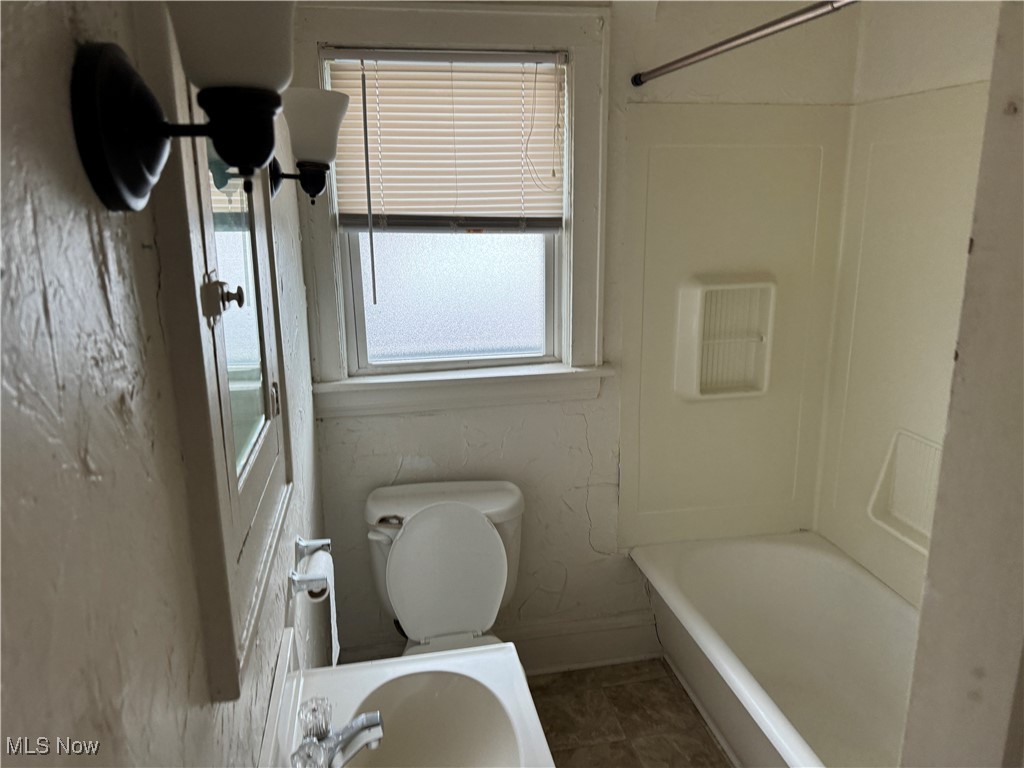 Tallmadge 09 - Residential Income