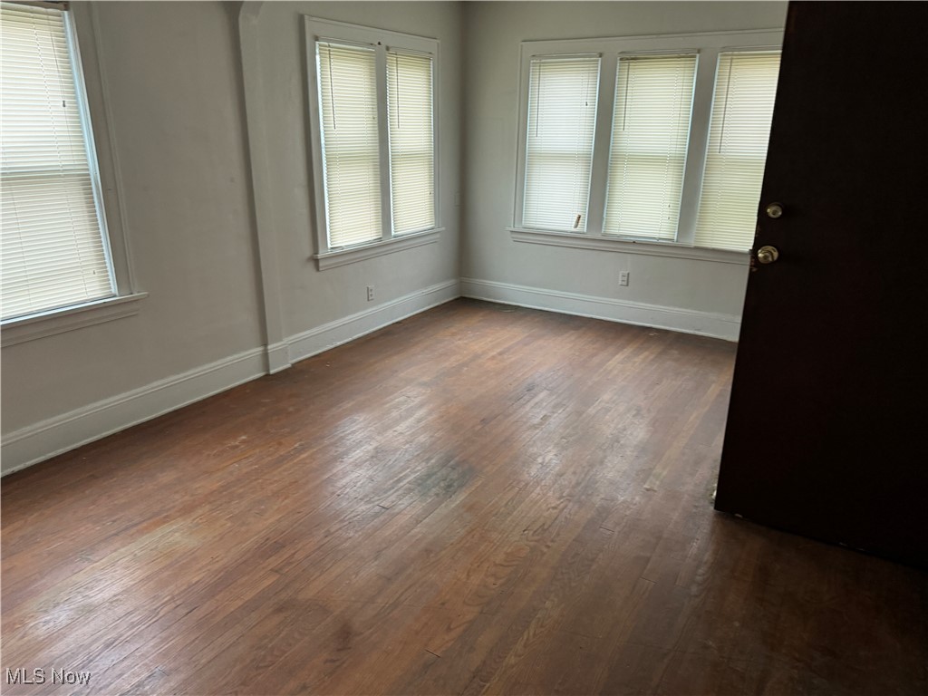 Tallmadge 09 - Residential Income