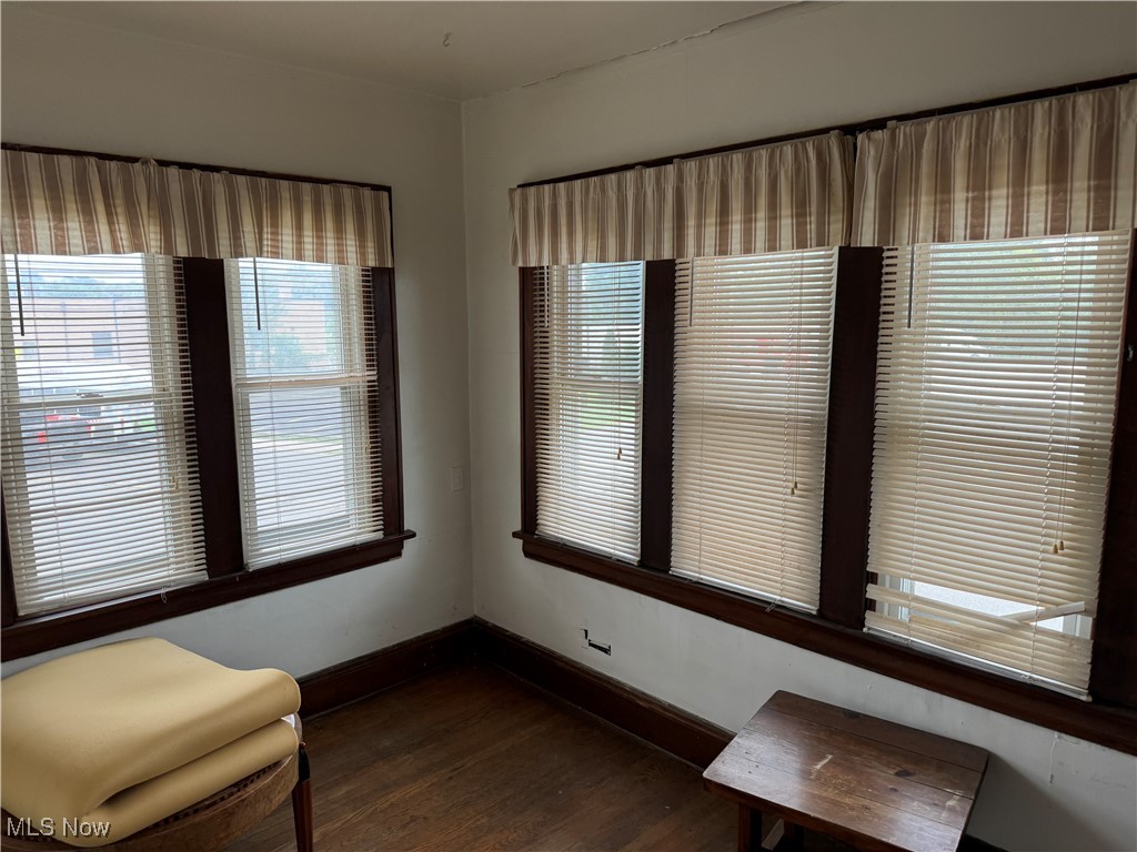 Tallmadge 09 - Residential Income