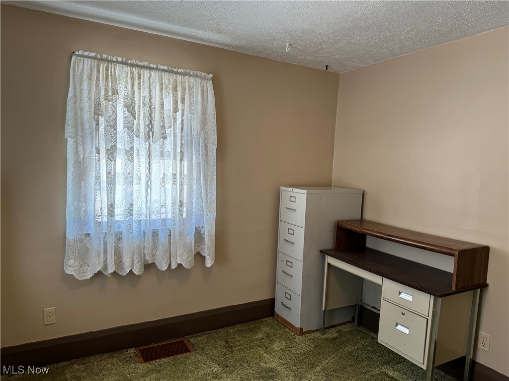 281 Shields Road, Youngstown, Ohio image 13