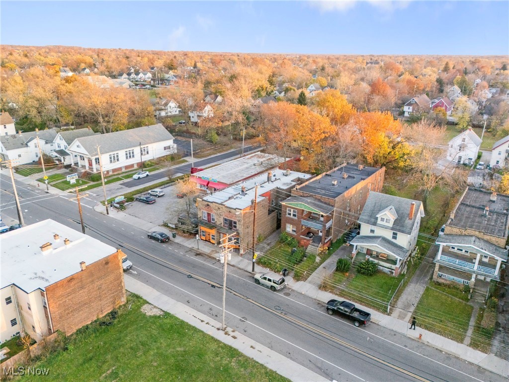 Kelly - Commercial Sale