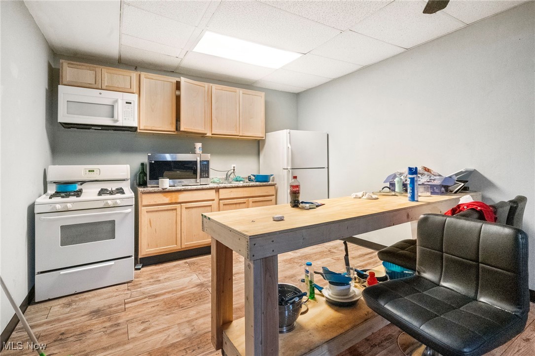 Kelly - Commercial Sale