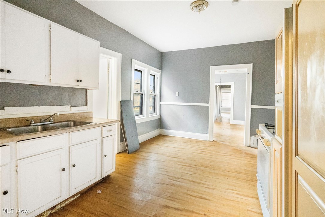 Kelly - Commercial Sale