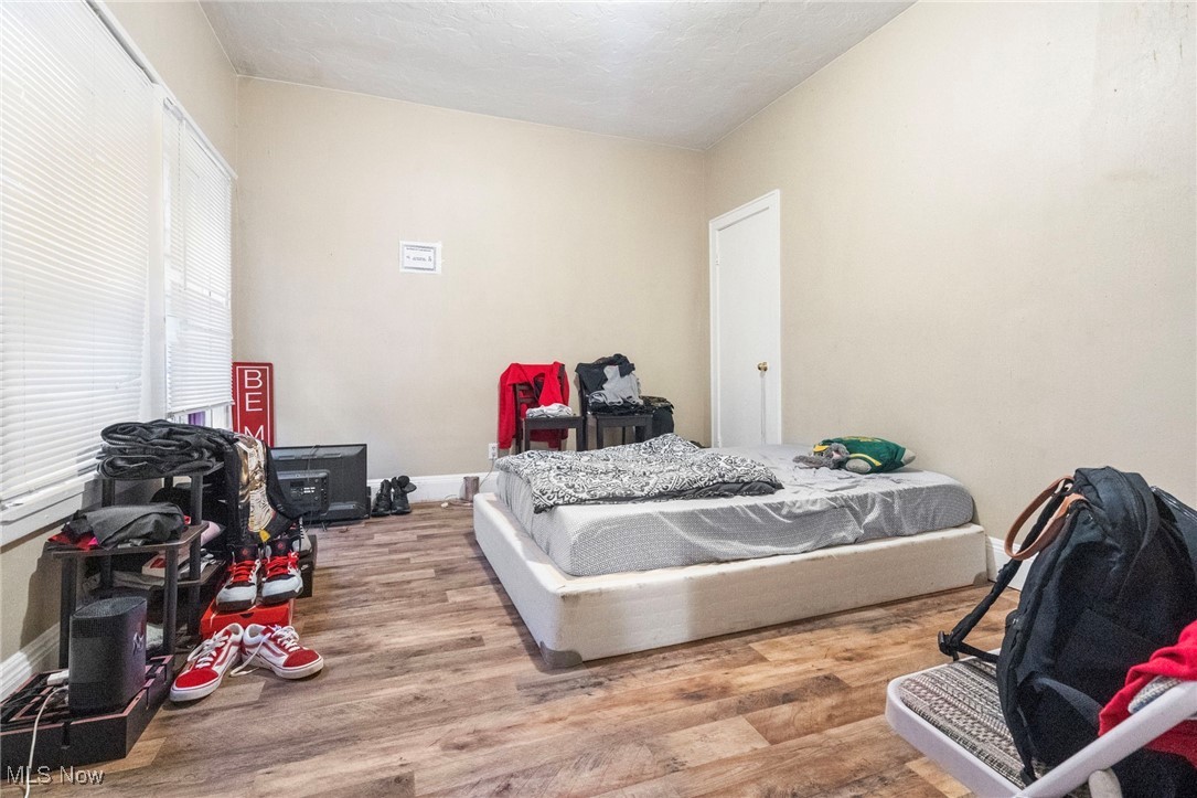 Kelly - Commercial Sale