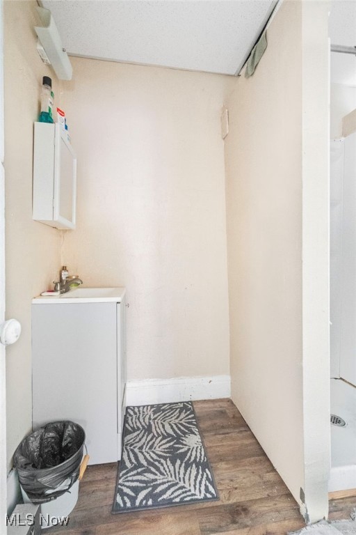 Kelly - Commercial Sale