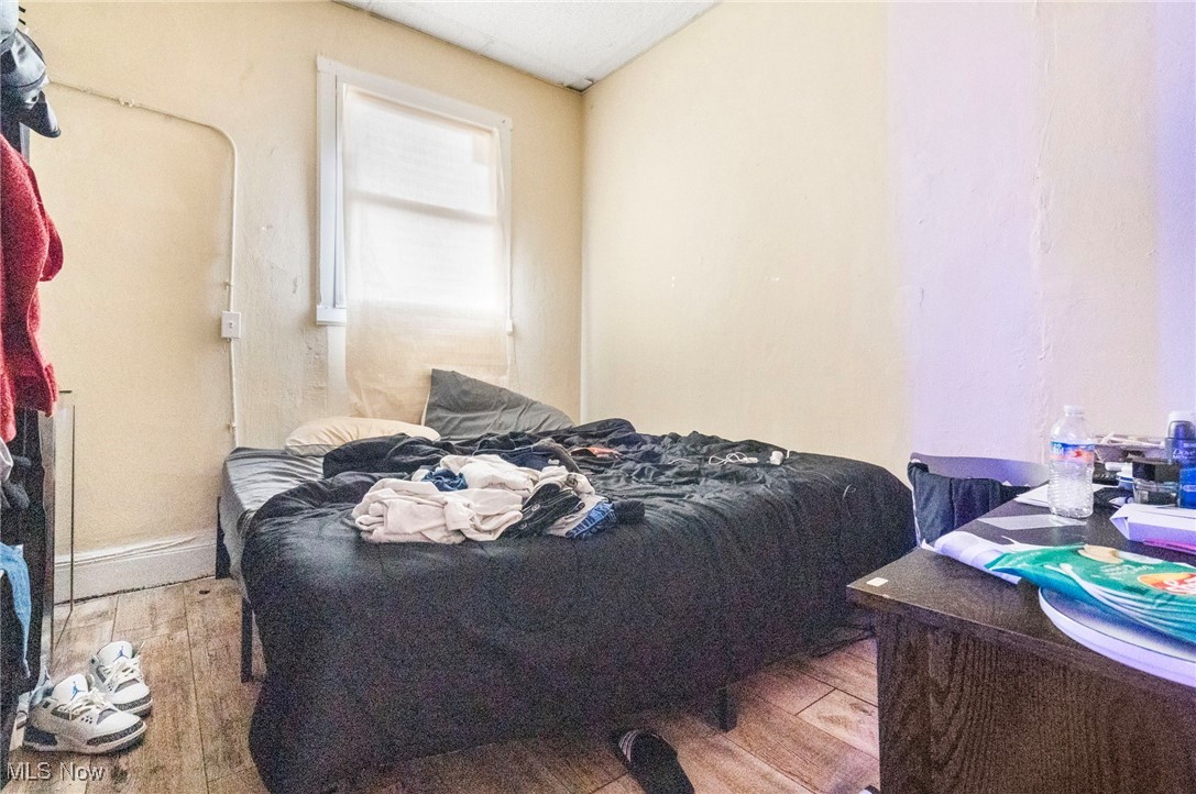 Kelly - Commercial Sale