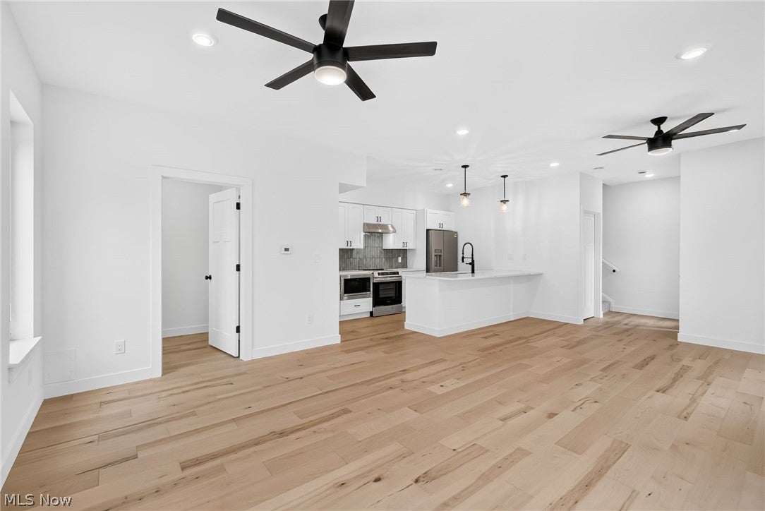 1352 W 78th Street