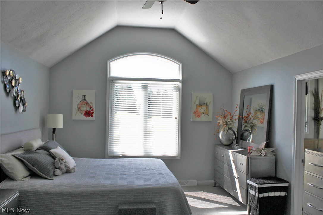 Country Lakes - Residential