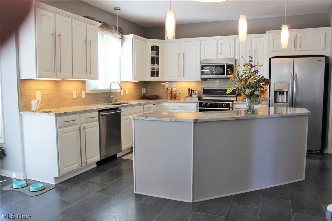 Country Lakes - Residential