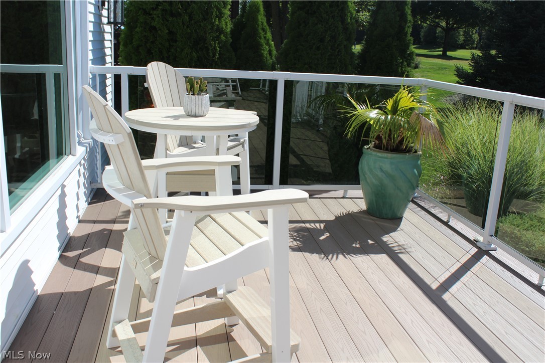 Country Lakes - Residential