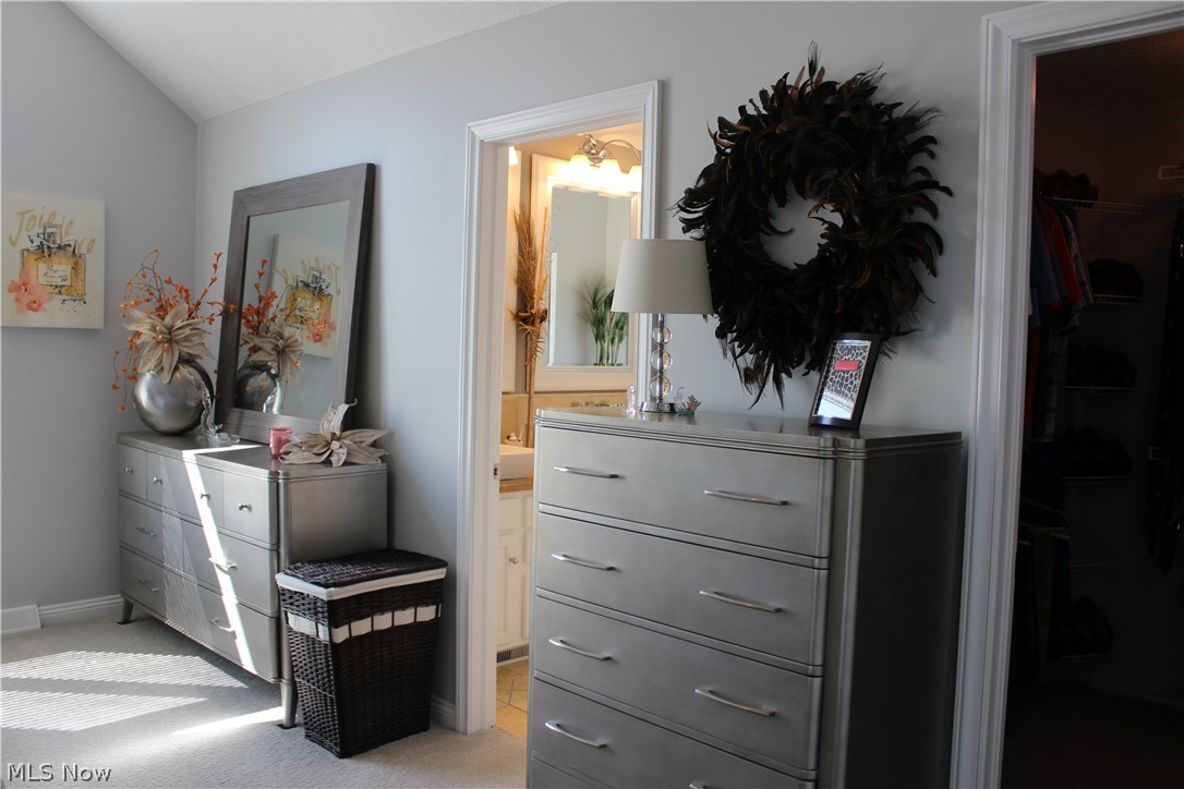 Country Lakes - Residential