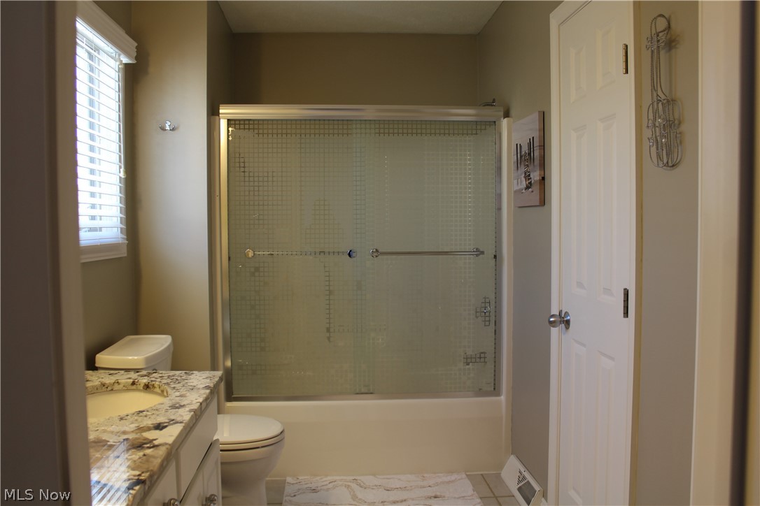 Country Lakes - Residential