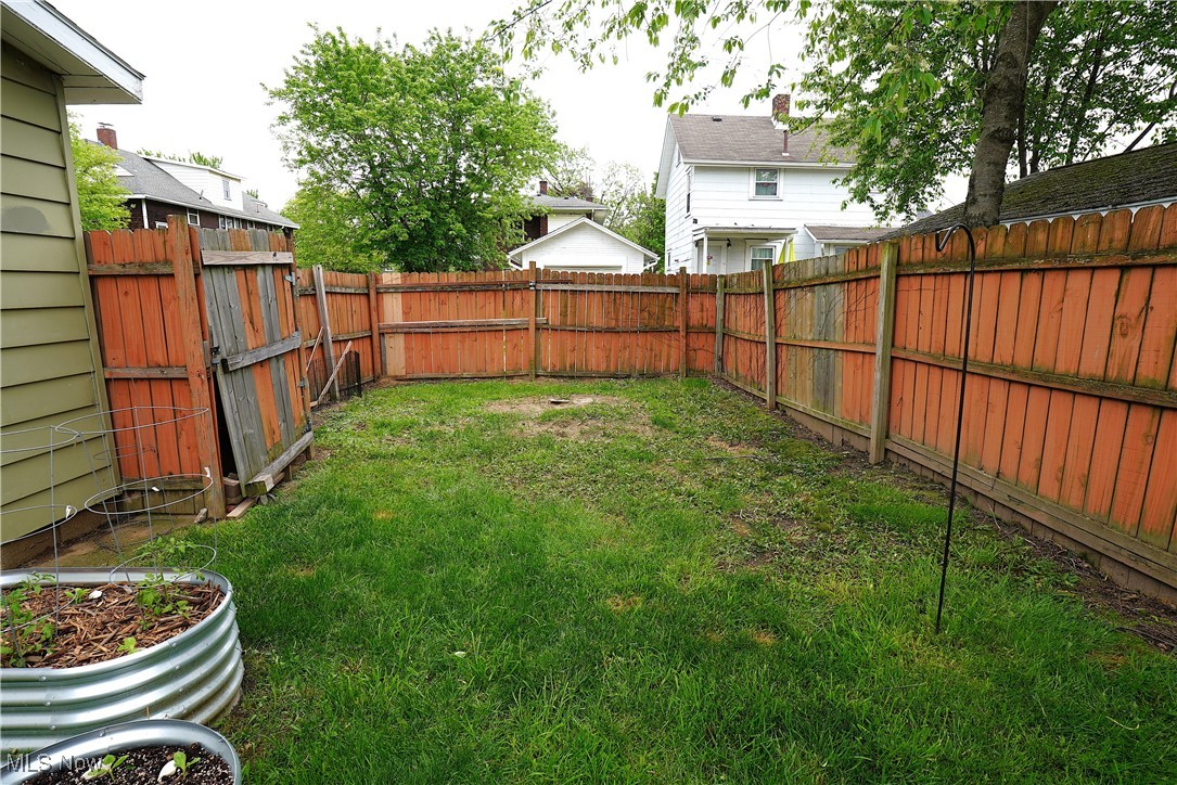 712 Shadyside Avenue, Canton, Ohio image 33