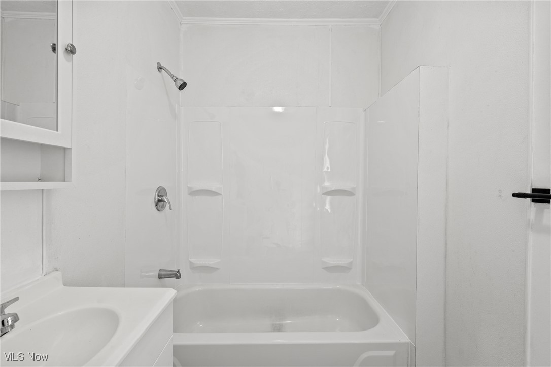 3518 W 97th Street, Cleveland, Ohio image 7